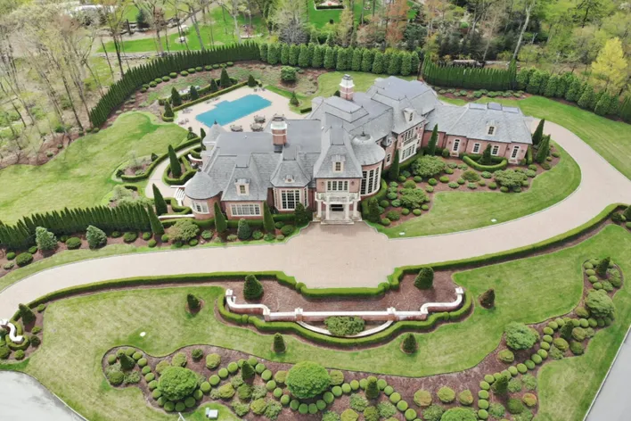 Beautiful Coastal Estate